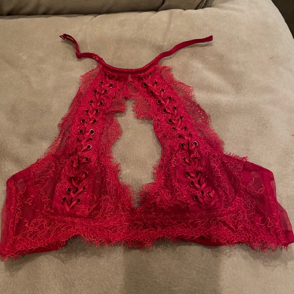 Victoria’s Secret bra - Picture 1 of 3